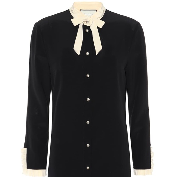 Gucci Tops - Gucci silk black blouse with ivory ruffle trim